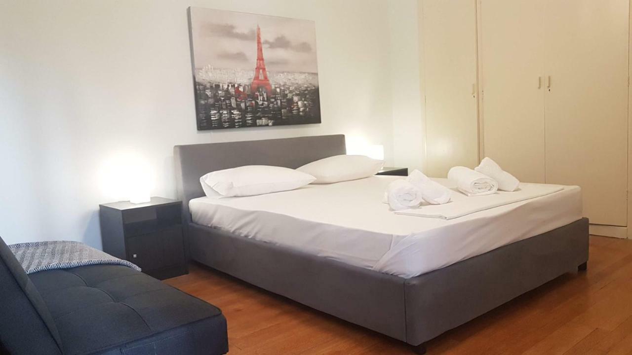 Violet Errathens Apartment - Athens Center, 7 Bd, 3 Bath ภายนอก รูปภาพ
