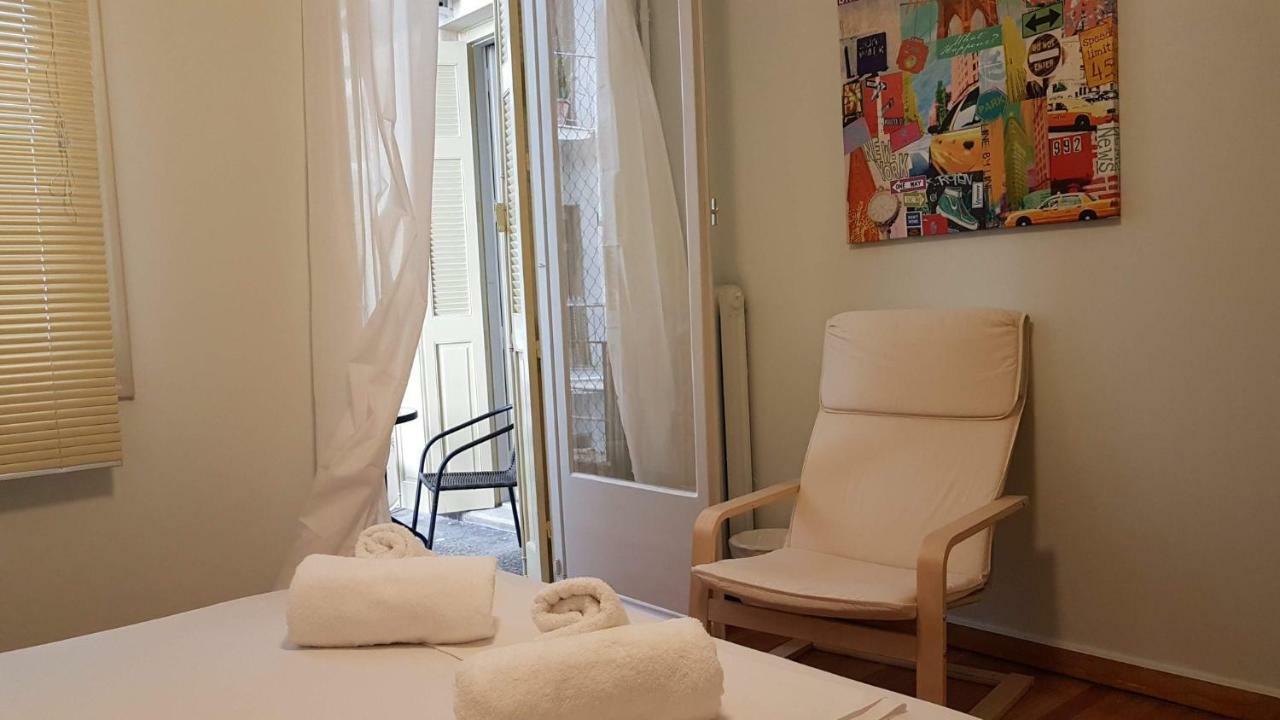 Violet Errathens Apartment - Athens Center, 7 Bd, 3 Bath ภายนอก รูปภาพ